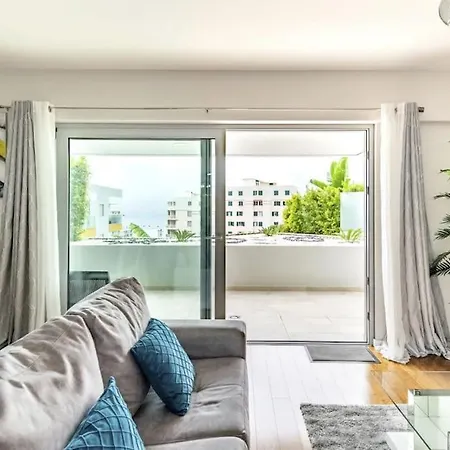 Luxury Poolside View Apartment Funchal  Buitenkant foto