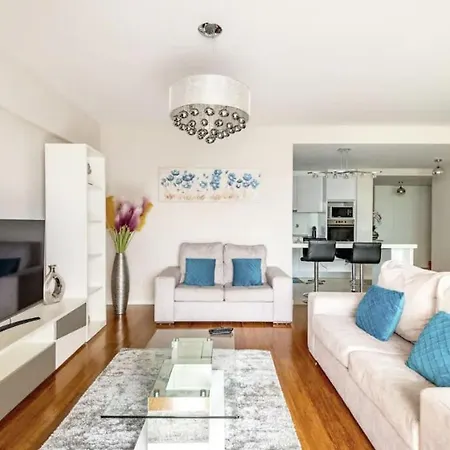 Luxury Poolside View Apartment Funchal  Buitenkant foto